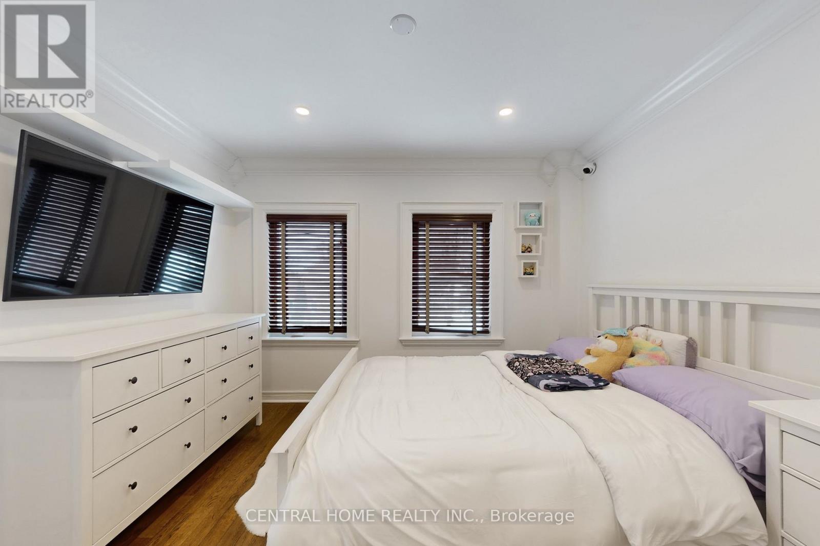 28 Theobald's Circle, Richmond Hill, Ontario  L4C 9C6 - Photo 29 - N12809002