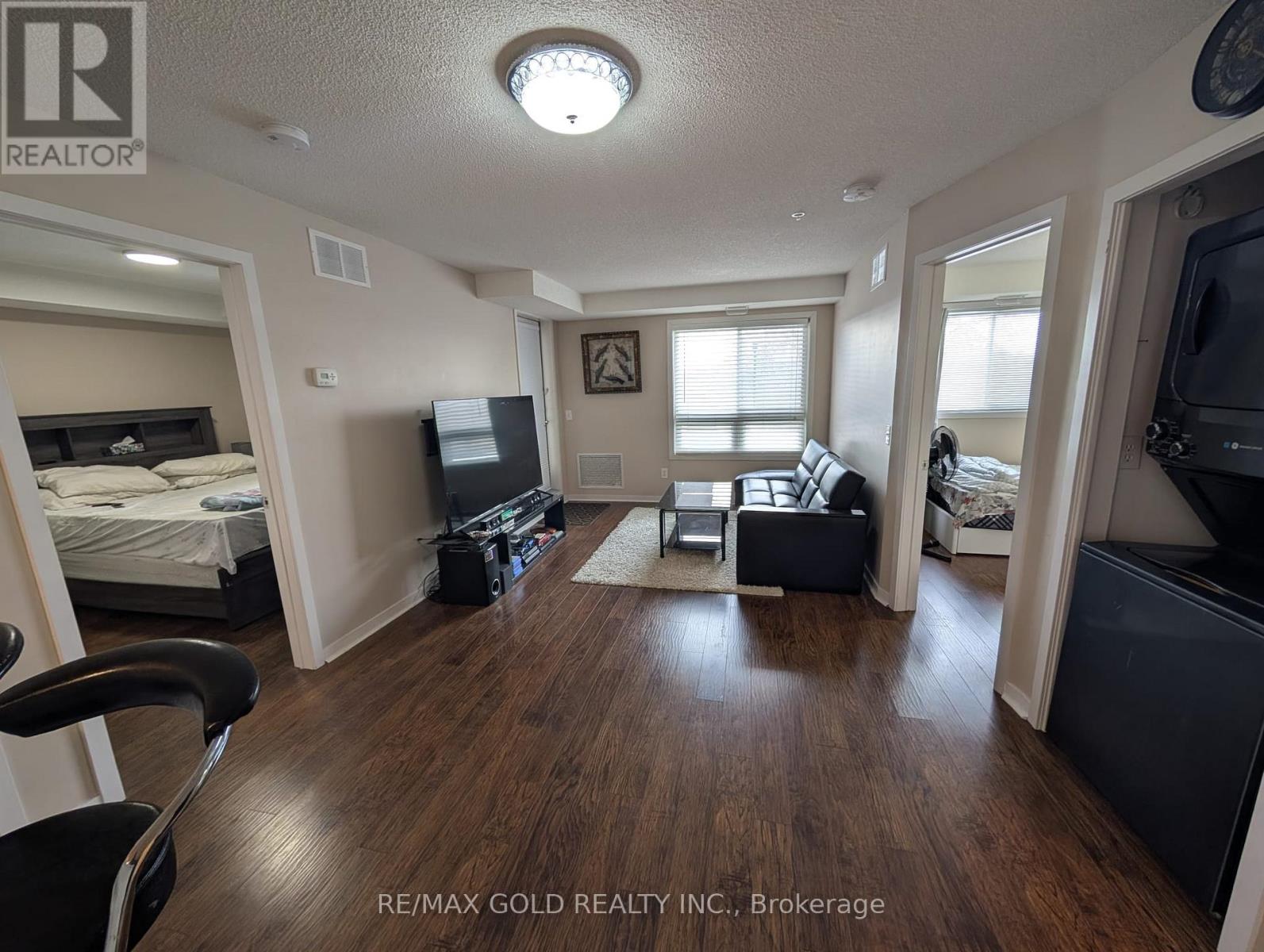1110 - 8 Dayspring Circle E, Brampton, Ontario  L6P 2Z7 - Photo 10 - W12809546