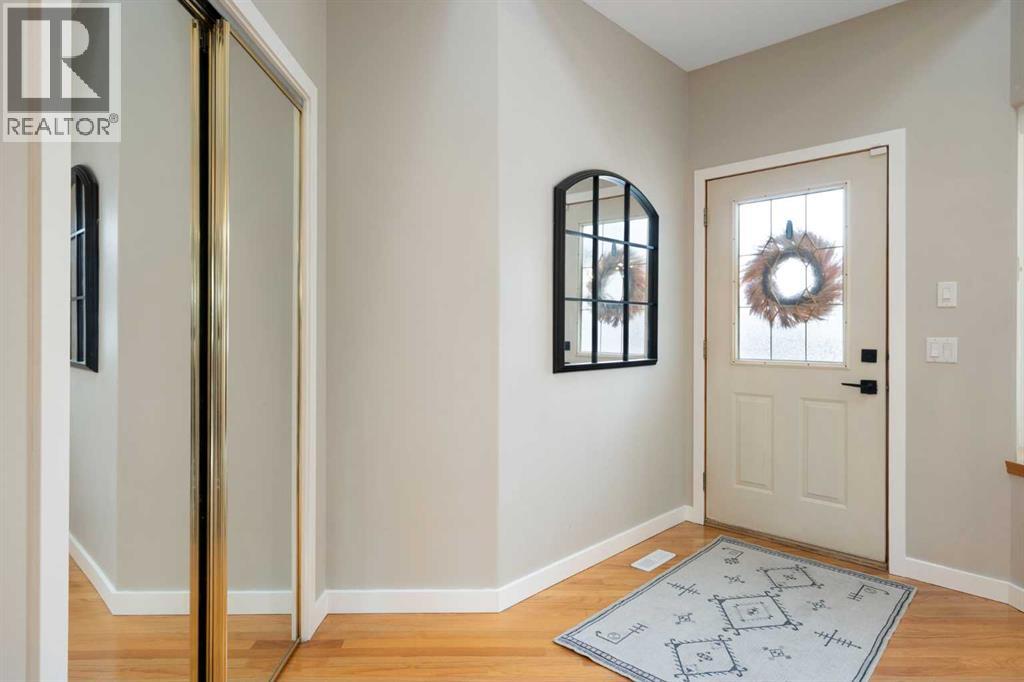 408 Mt Douglas Court Se, Calgary, Alberta  T2Z 3J7 - Photo 2 - A2286701