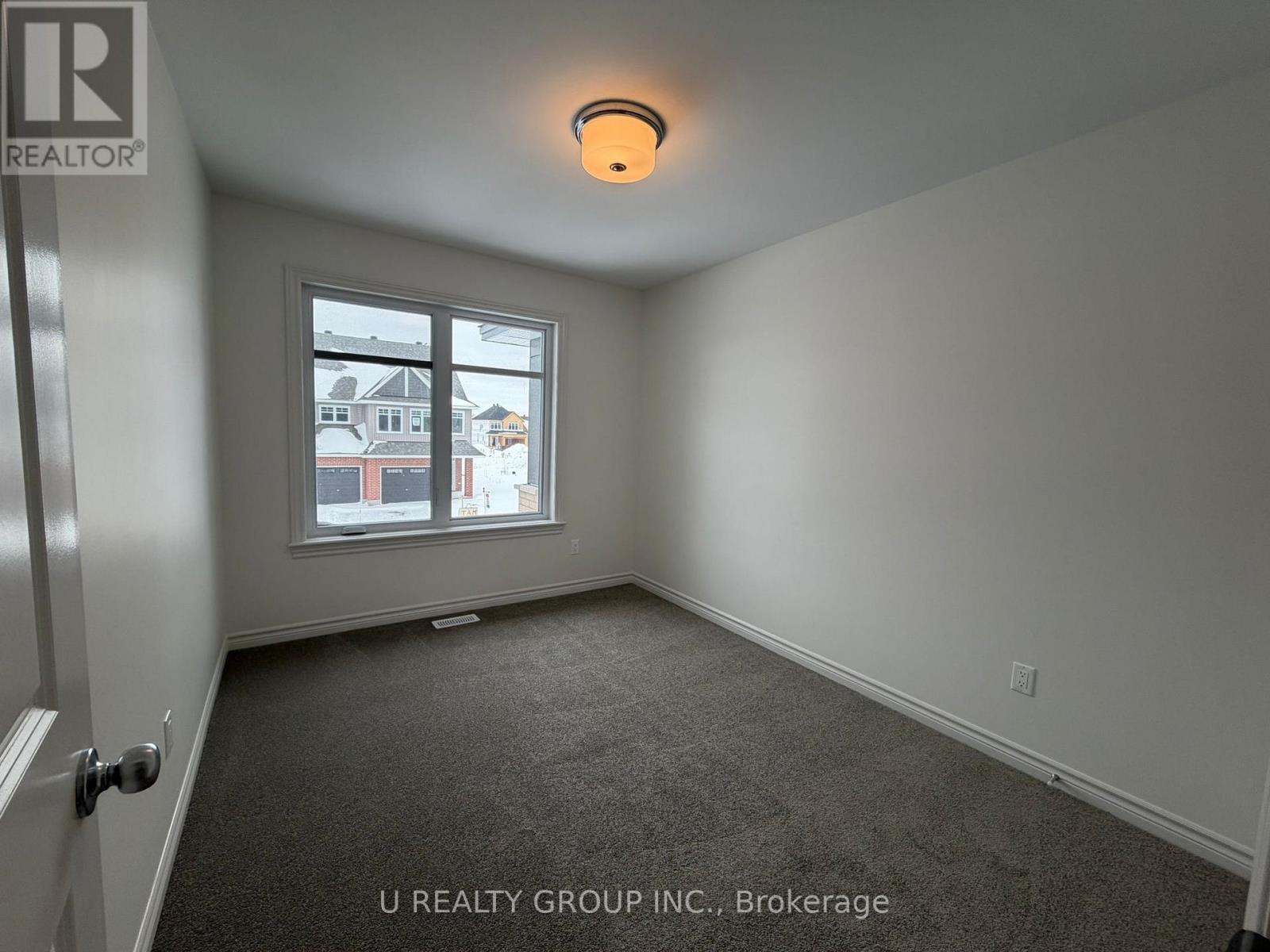 153 Kerala Place, Ottawa, Ontario  K1T 3T9 - Photo 18 - X12810148