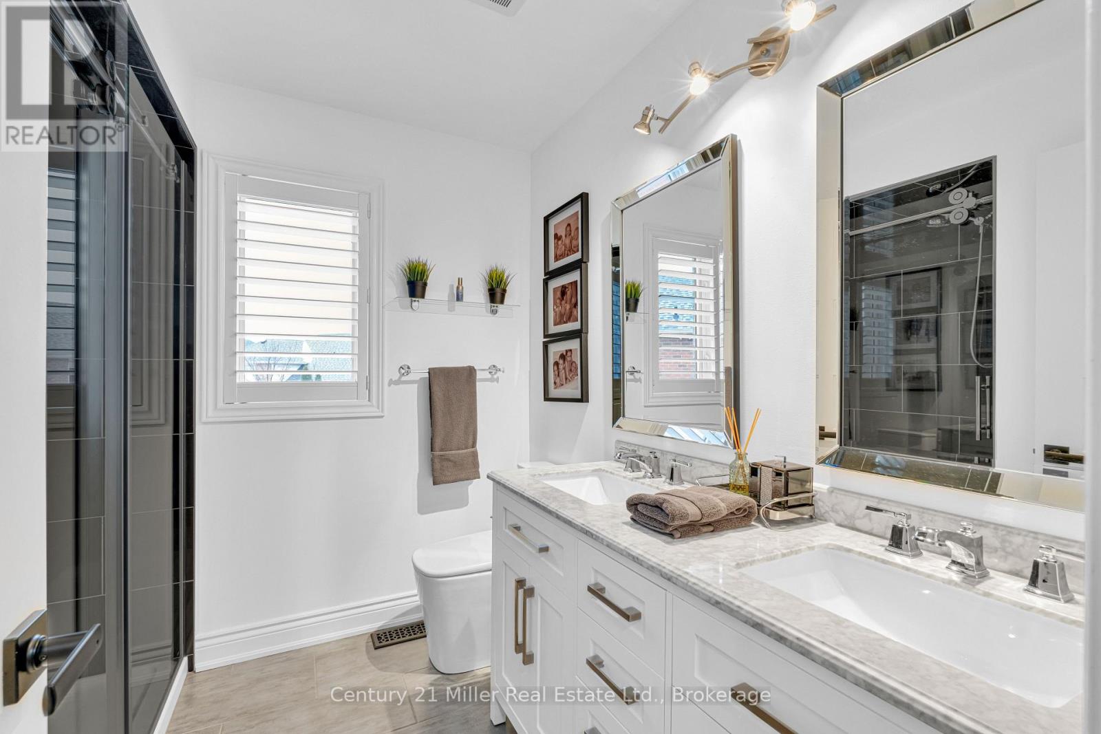 2099 Helmsley Avenue, Oakville, Ontario  L6M 4R5 - Photo 28 - W12810144