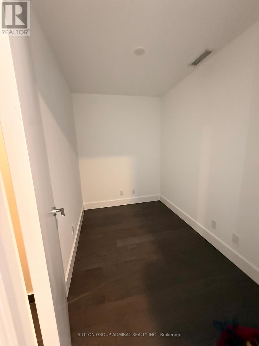 1001 - 6 Greenbriar Road, Toronto, Ontario  M2K 0H6 - Photo 21 - C12810082