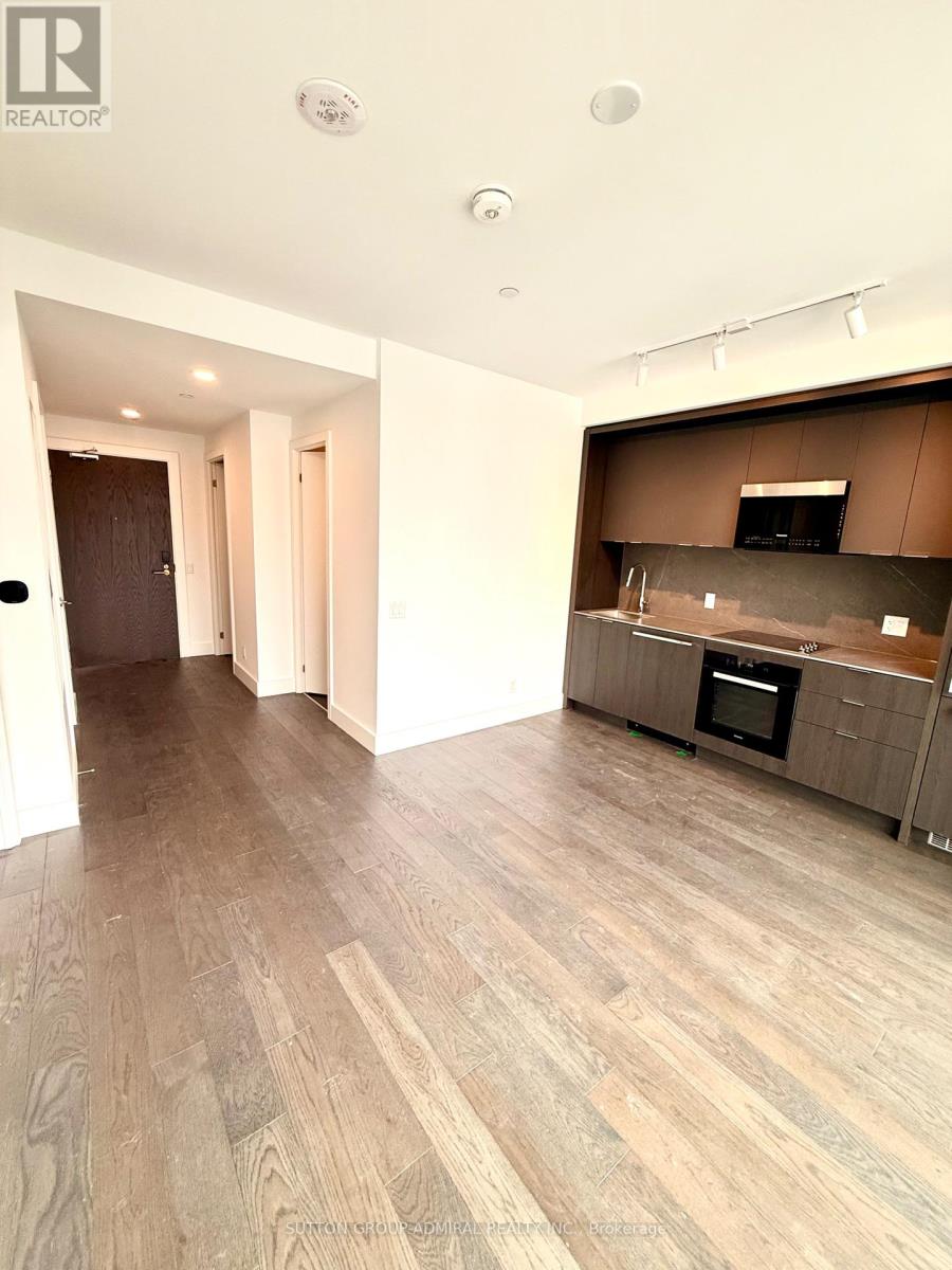 1001 - 6 Greenbriar Road, Toronto, Ontario  M2K 0H6 - Photo 2 - C12810082