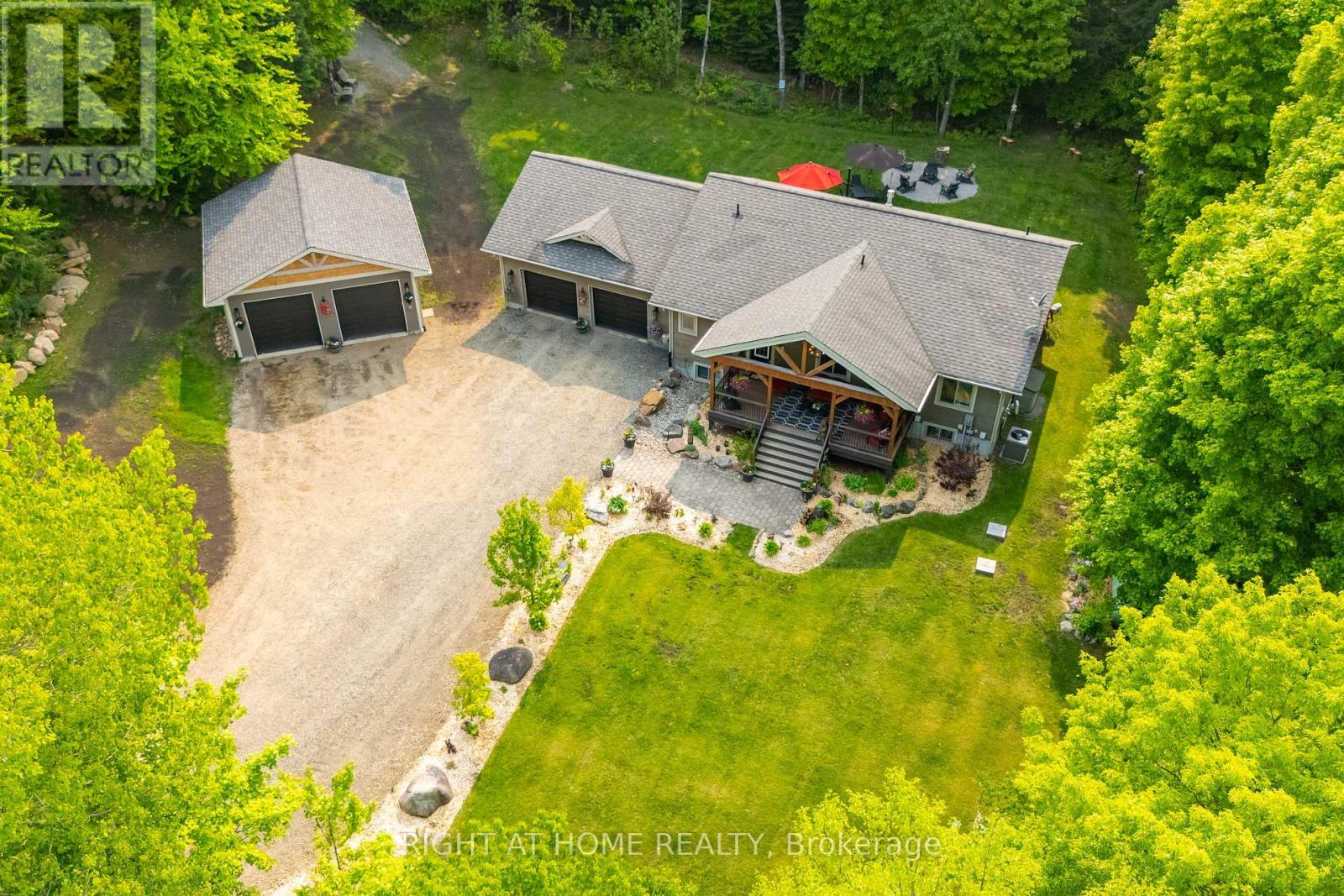 12028 Highway 118 Highway, Dysart Et Al, Ontario  K0M 1S0 - Photo 2 - X12422903