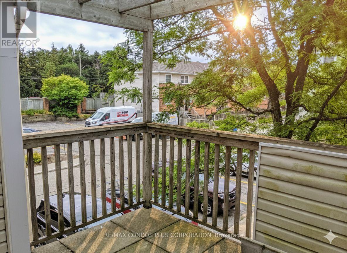 51 - 461 Beechwood Place, Waterloo, Ontario  N2T 2N8 - Photo 4 - X12773604