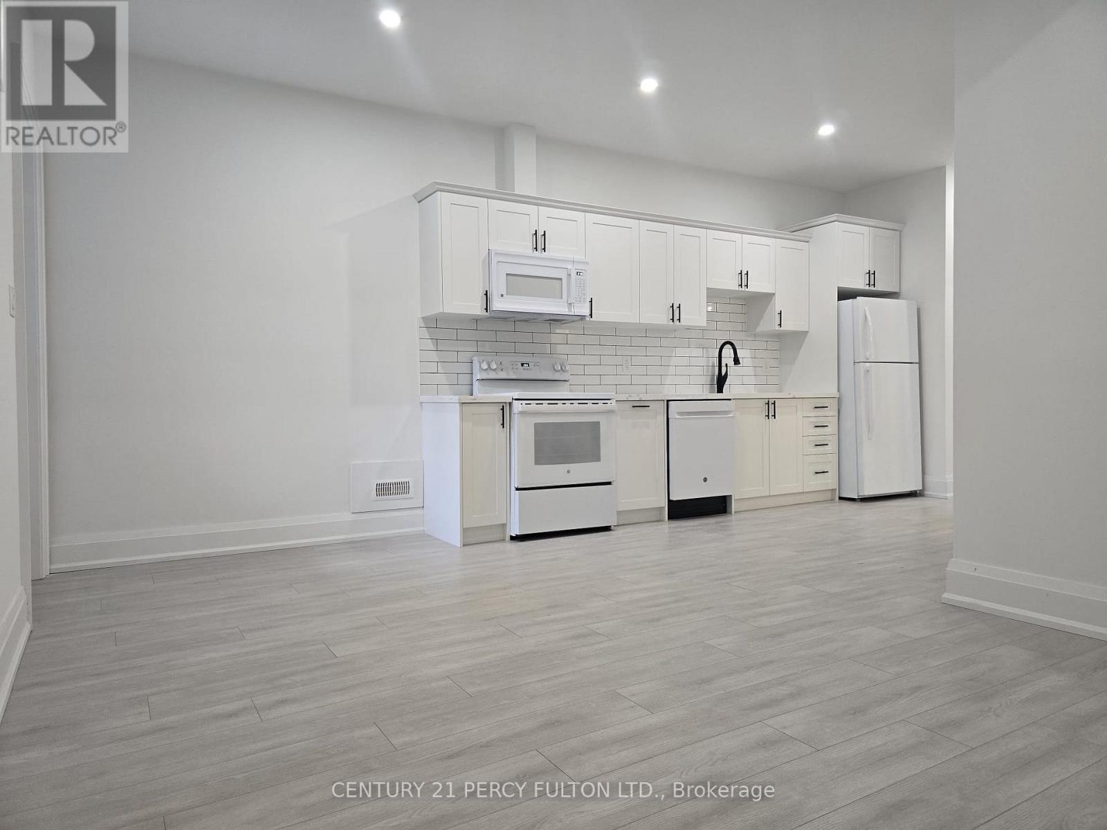 Bsmt - 195 Danforth Road, Toronto, Ontario  M1L 3X1 - Photo 2 - E12810152