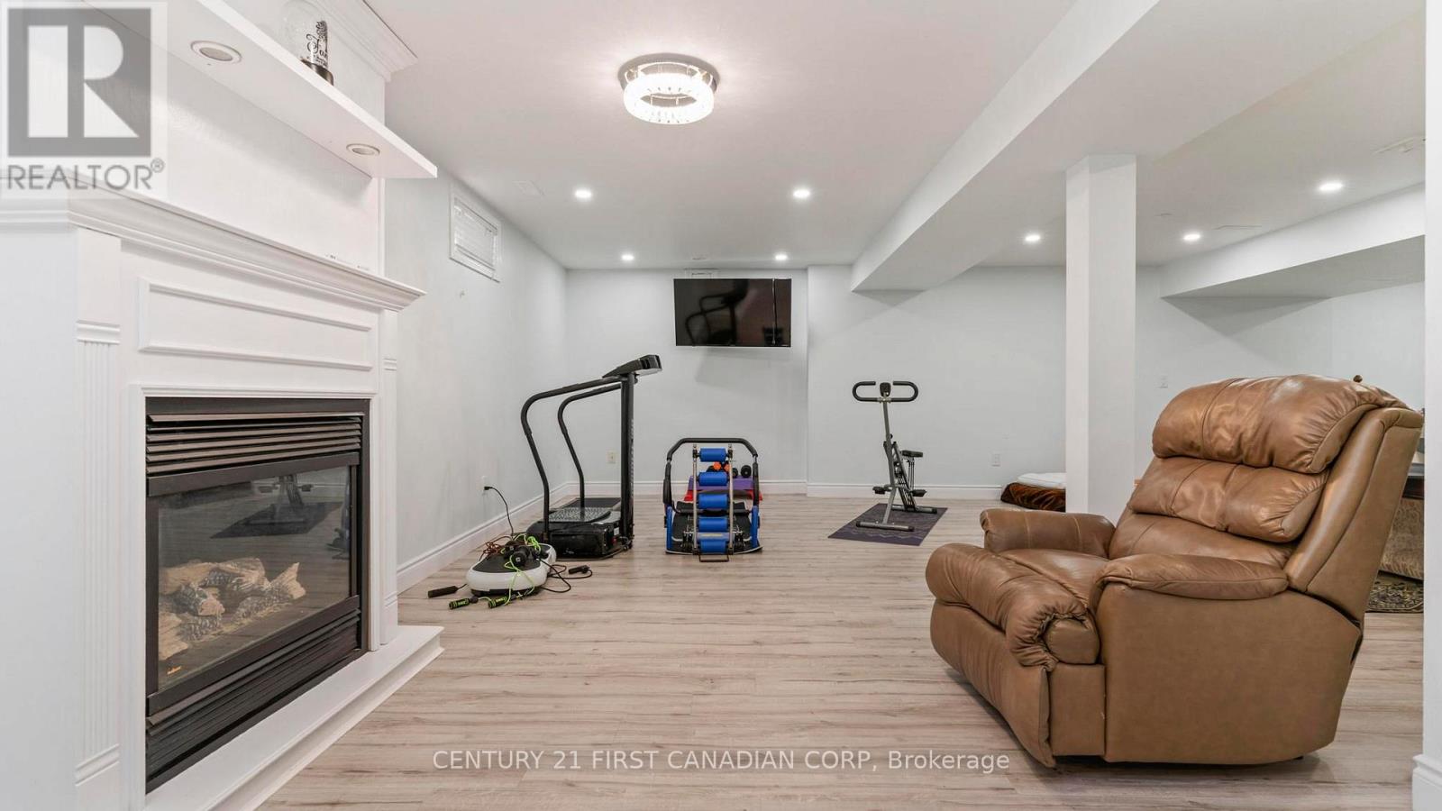 35 Hummingbird Crescent, London South, Ontario  N6J 4M3 - Photo 34 - X12647612