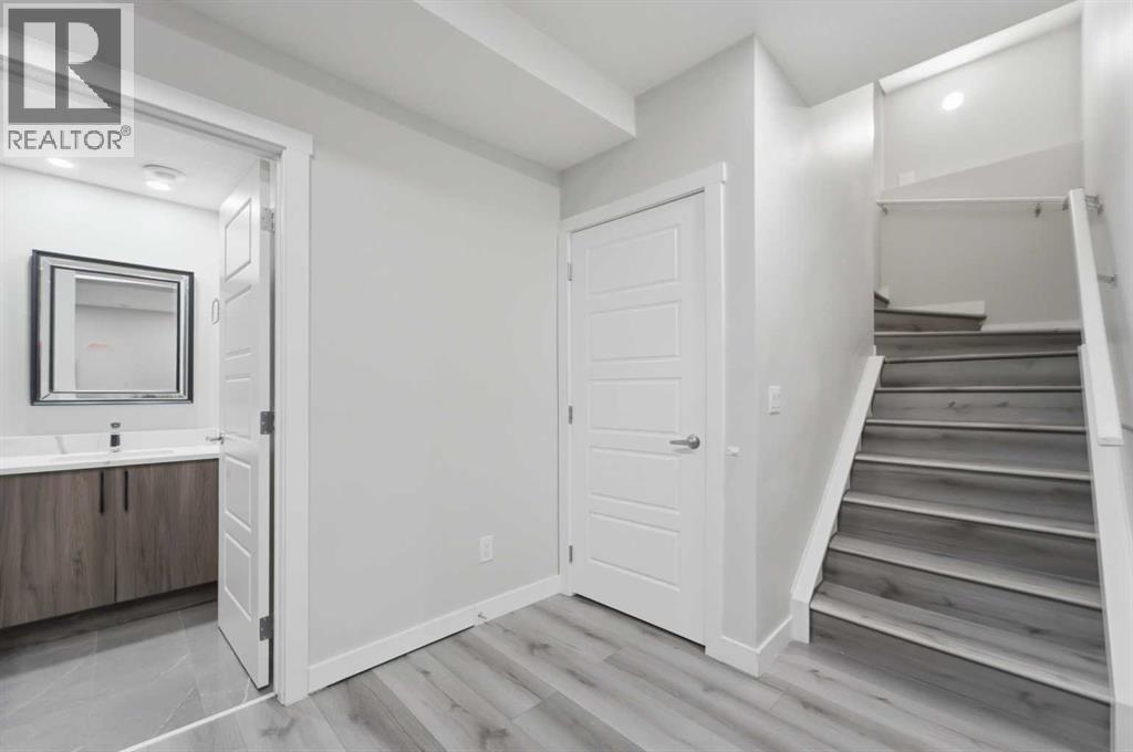 30 Belmont Crescent Sw, Calgary, Alberta  T2X 4N5 - Photo 37 - A2286732