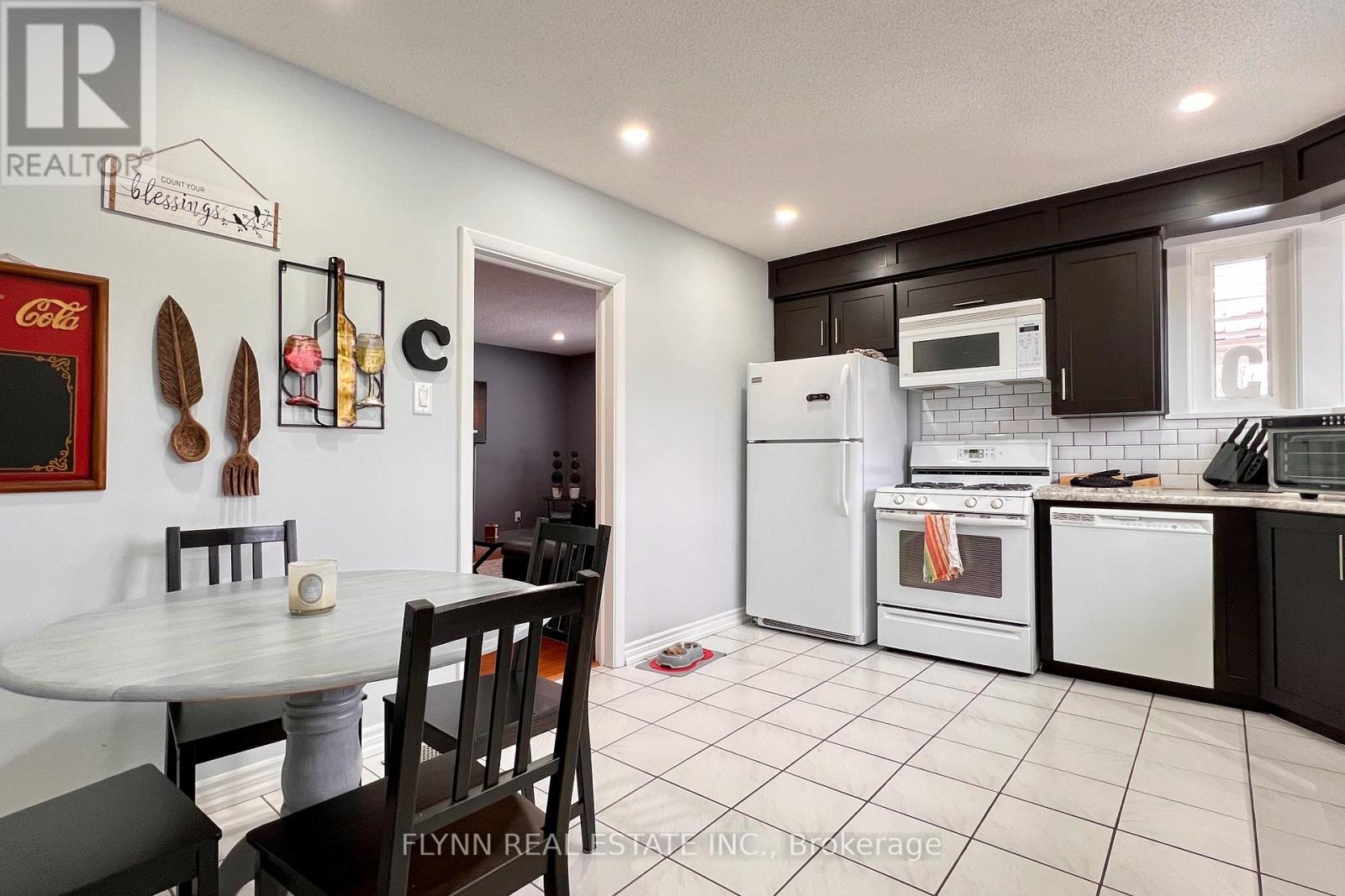 3560 Rapids View Drive, Niagara Falls, Ontario  L2G 6C4 - Photo 11 - X12810140