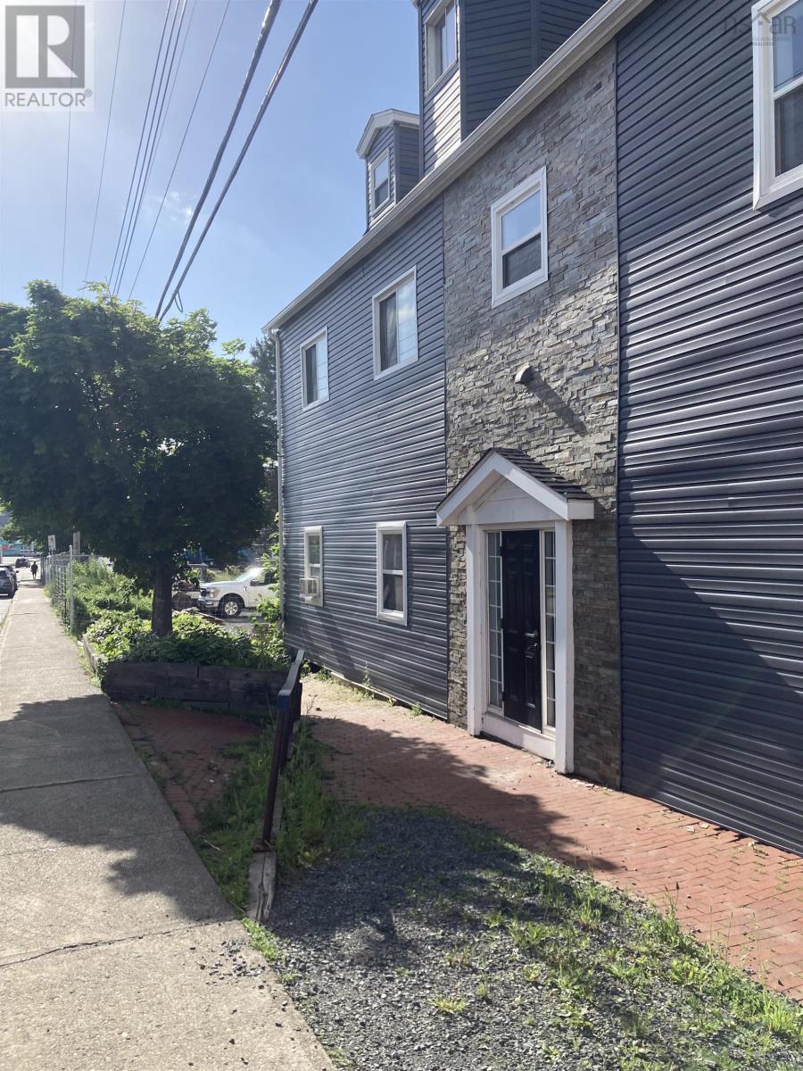 123 Water Street, Pictou, Nova Scotia  B0K 1H0 - Photo 4 - 202603195