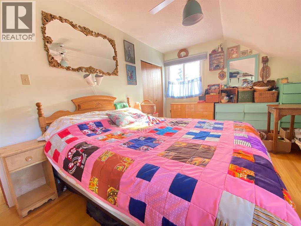 211 Colin Crescent, Jasper, Alberta  T0E 1E0 - Photo 7 - A2287112