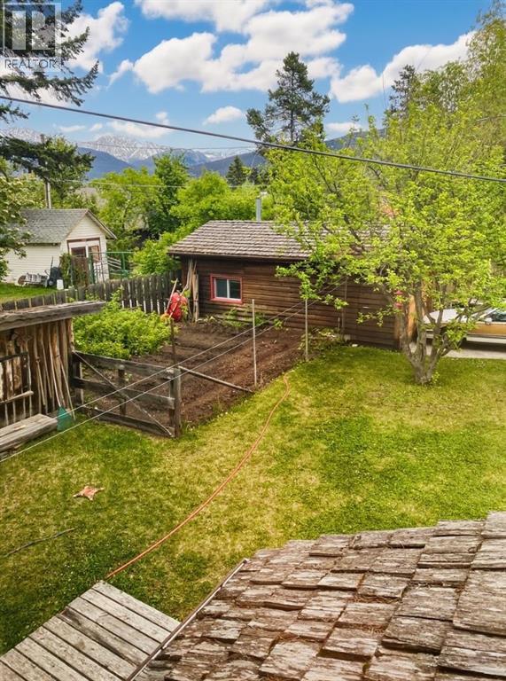 211 Colin Crescent, Jasper, Alberta  T0E 1E0 - Photo 13 - A2287112