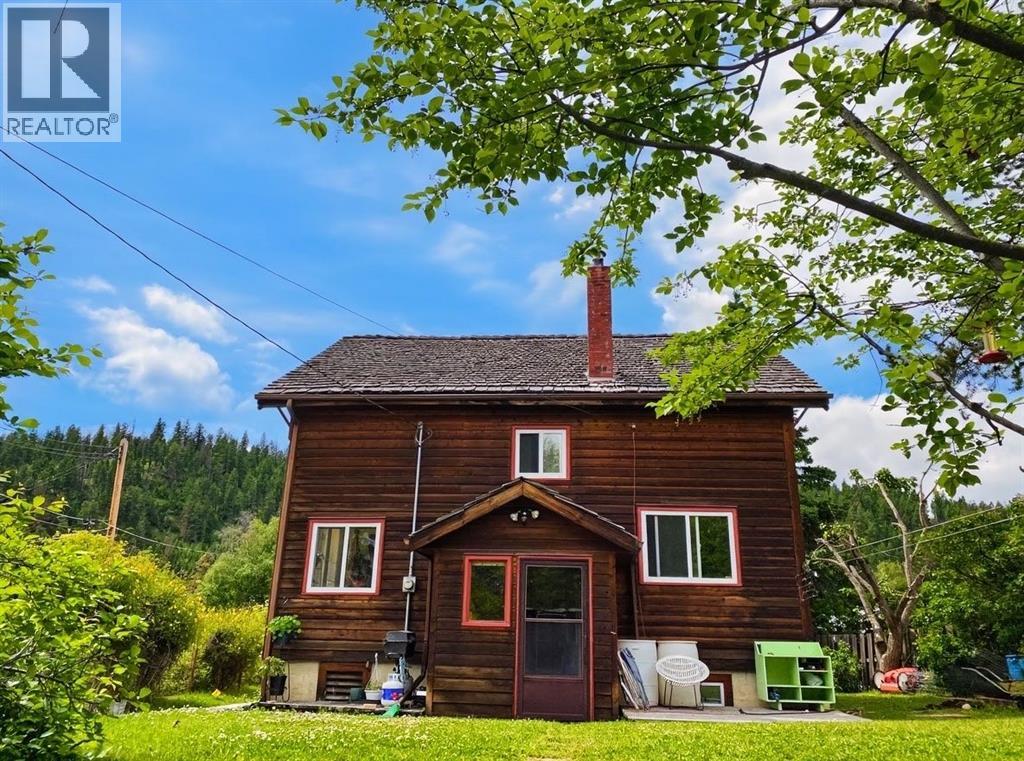 211 Colin Crescent, Jasper, Alberta  T0E 1E0 - Photo 2 - A2287112