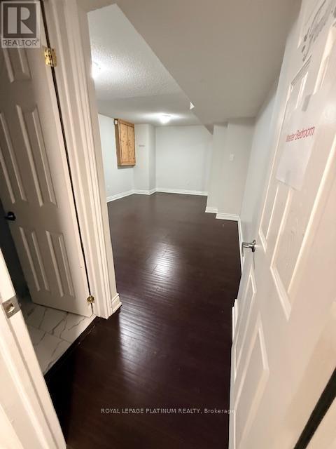 Legal Basement - 1540 Manorbrook Court, Mississauga, Ontario  L5M 4A8 - Photo 10 - W12621624