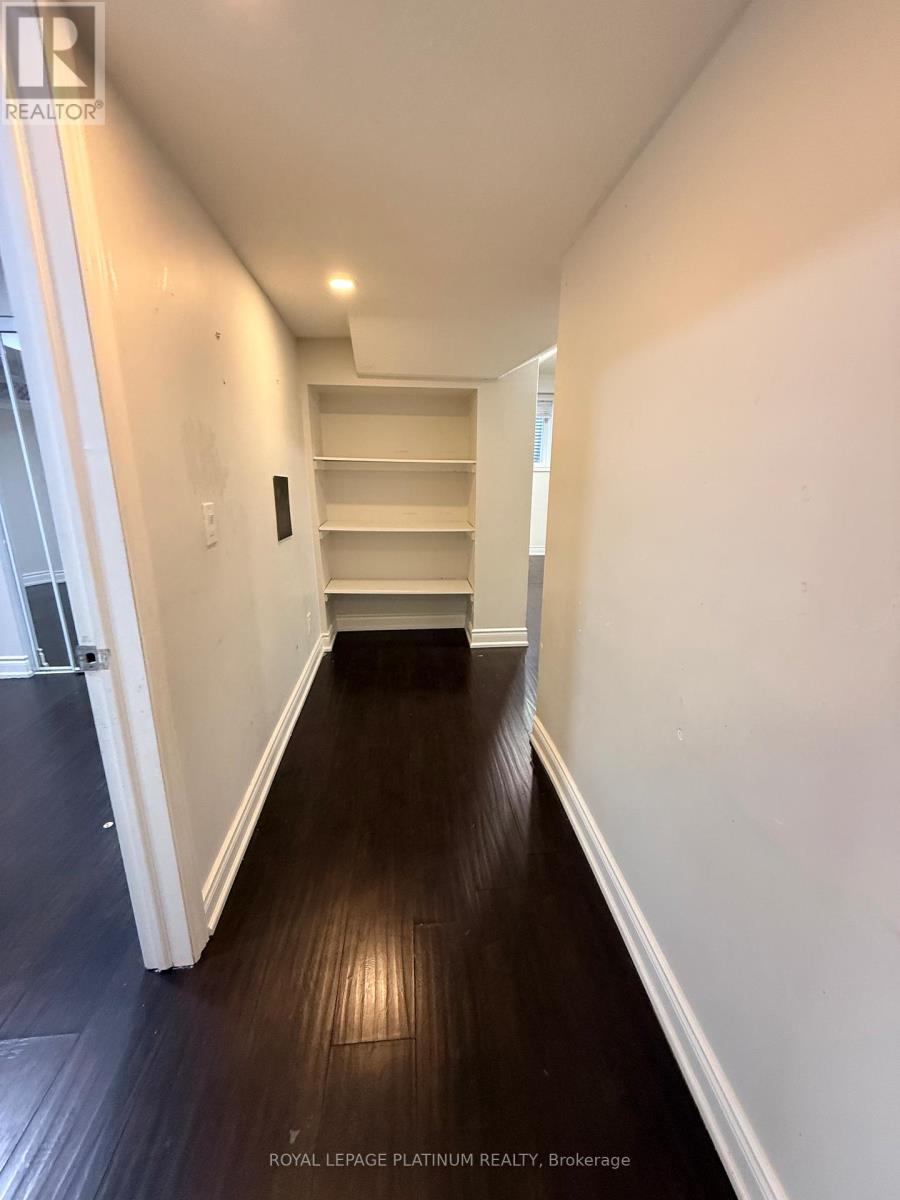 Legal Basement - 1540 Manorbrook Court, Mississauga, Ontario  L5M 4A8 - Photo 18 - W12621624