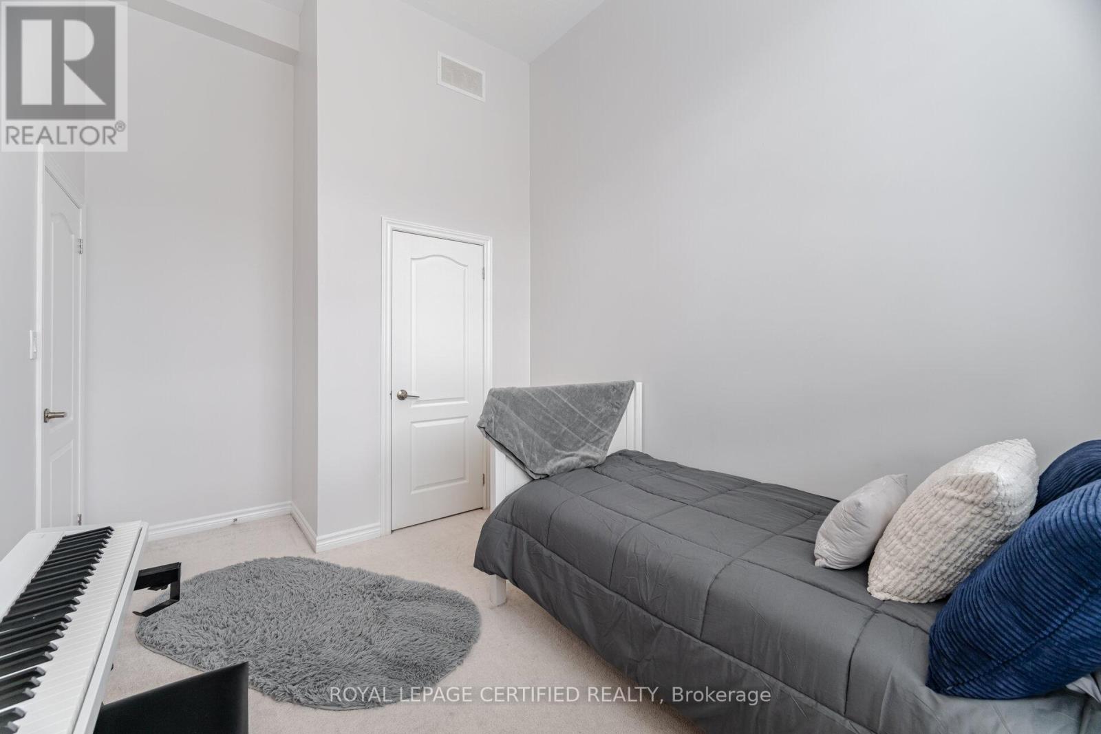 43-01 - 2420 Baronwood Drive, Oakville, Ontario  L6M 0X6 - Photo 27 - W12793060