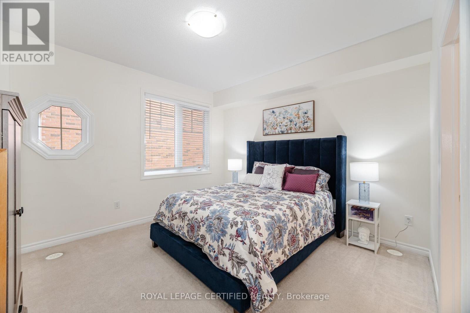 43-01 - 2420 Baronwood Drive, Oakville, Ontario  L6M 0X6 - Photo 32 - W12793060