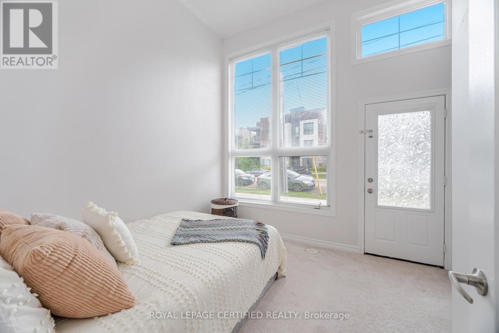 43-01 - 2420 Baronwood Drive, Oakville, Ontario  L6M 0X6 - Photo 24 - W12793060