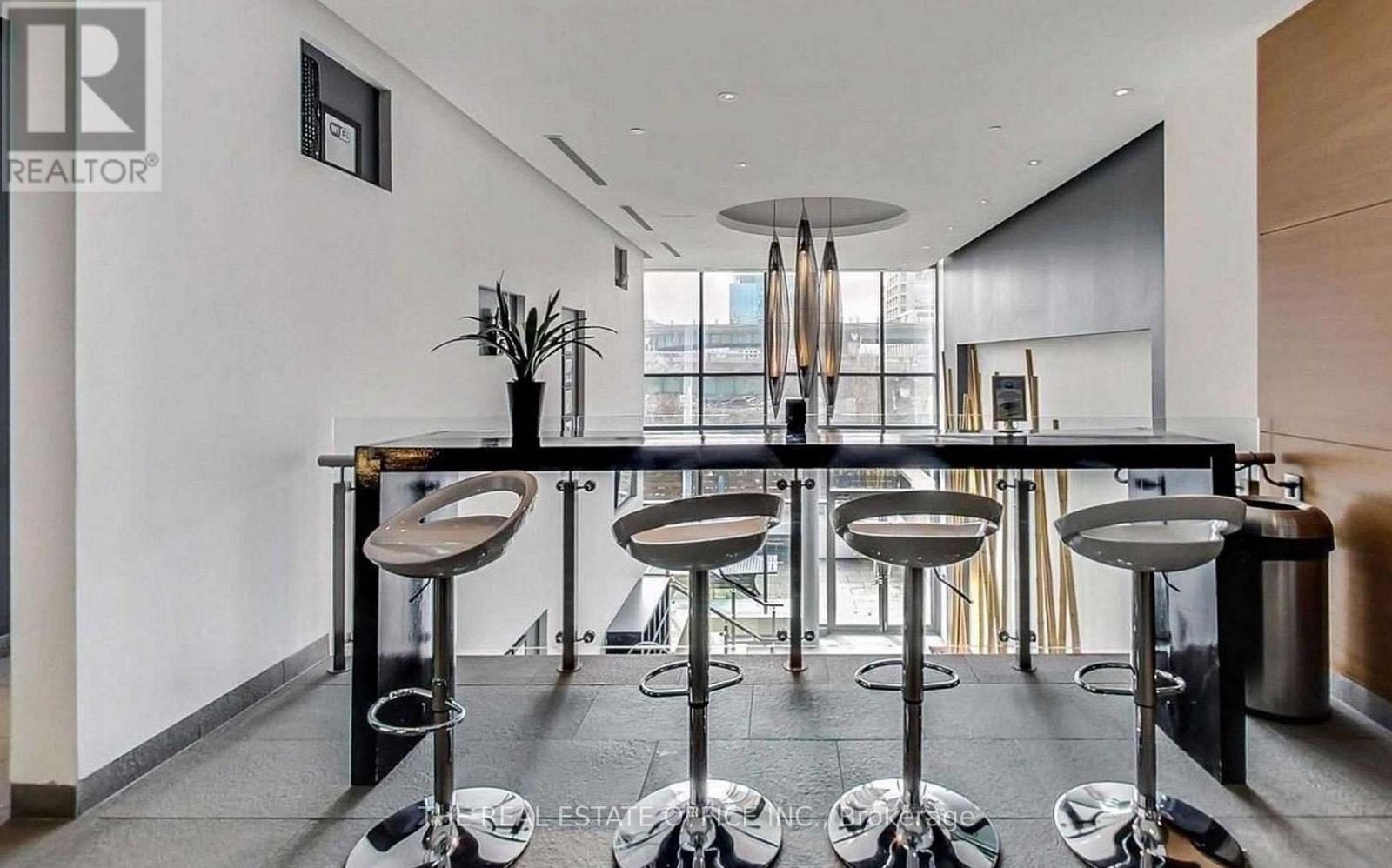 5111 - 11 Brunel Court, Toronto, Ontario  M5V 3Y3 - Photo 11 - C12810164