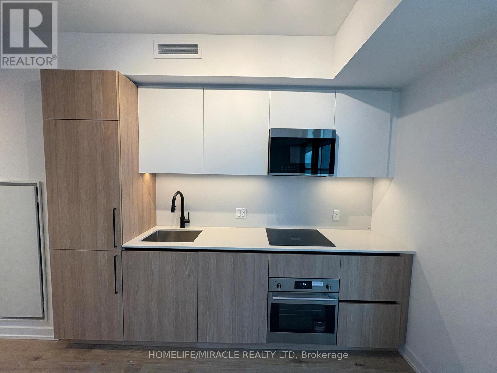 2110 - 35 Parliament Street, Toronto, Ontario  M5A 1G1 - Photo 3 - C12810172