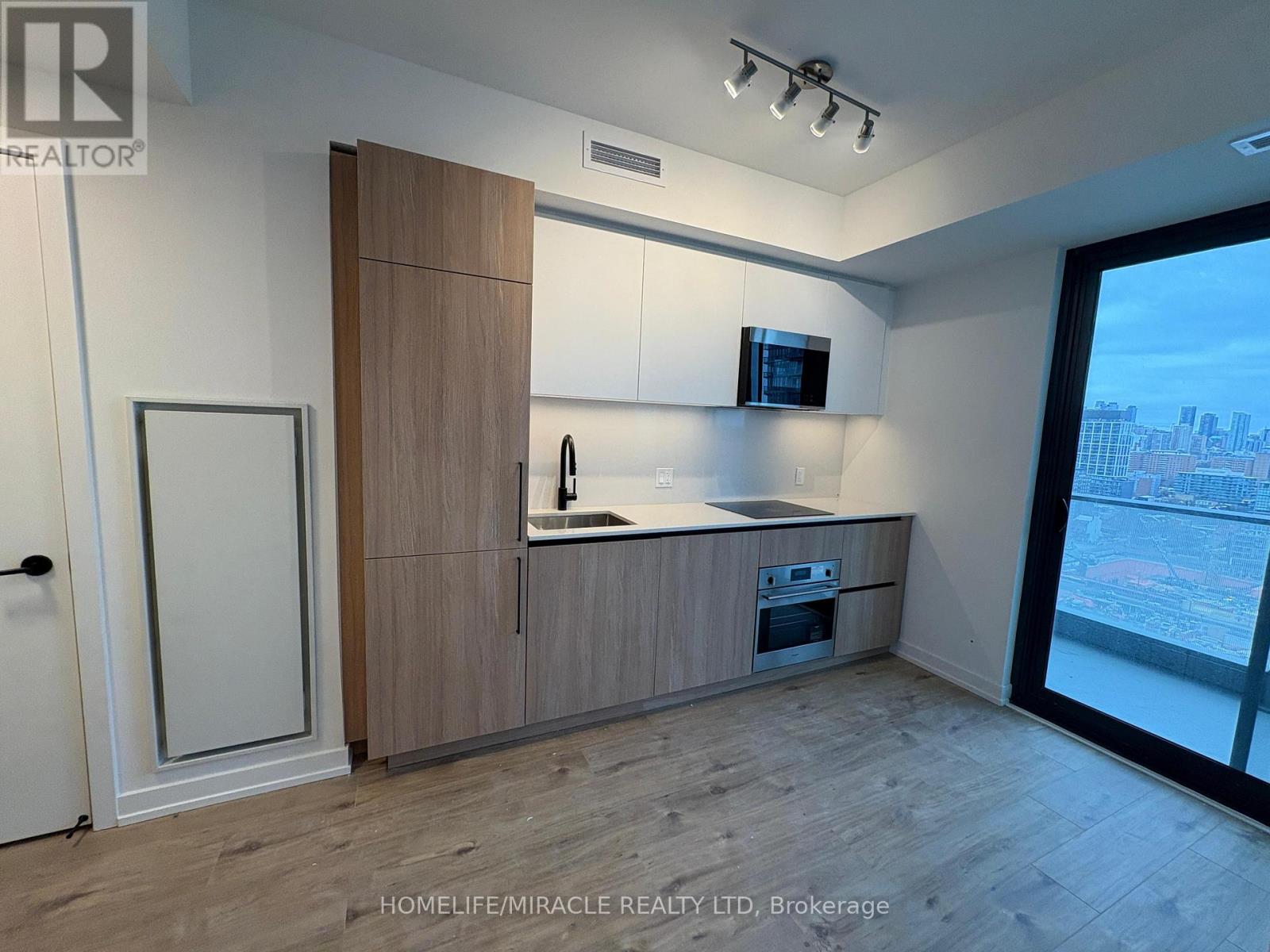 2110 - 35 Parliament Street, Toronto, Ontario  M5A 1G1 - Photo 6 - C12810172