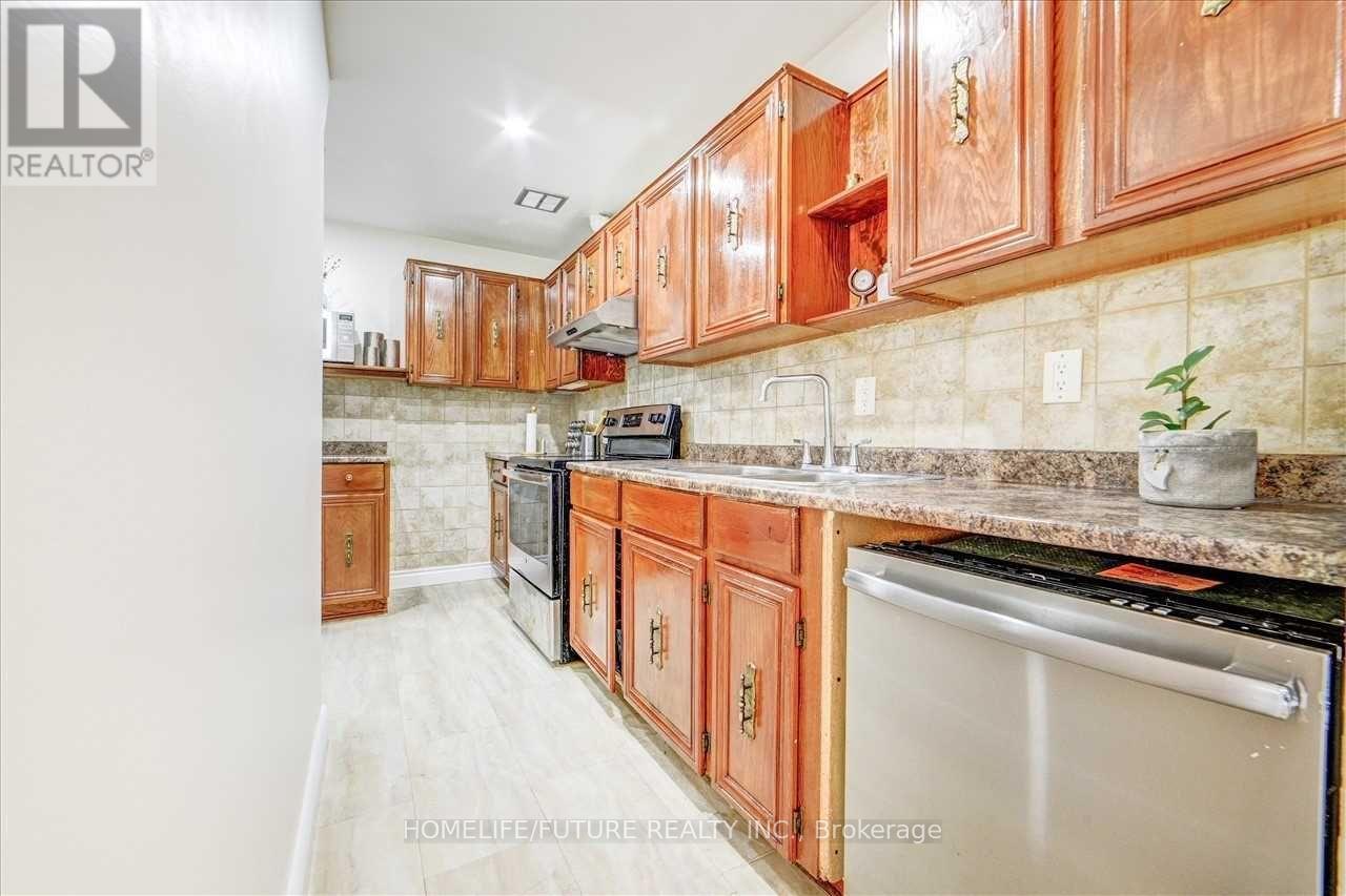 2075 - 100 Mornelle Court, Toronto, Ontario  M1E 4X2 - Photo 11 - E12810170