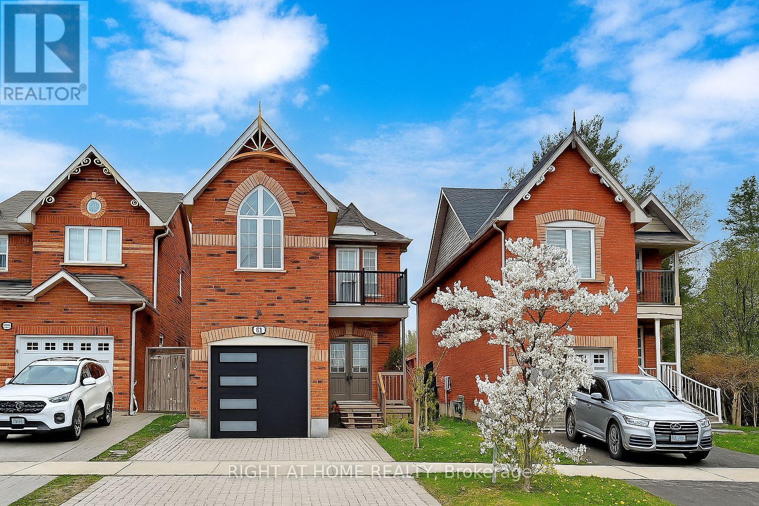 24 ANTIQUE DRIVE, Richmond Hill, Ontario