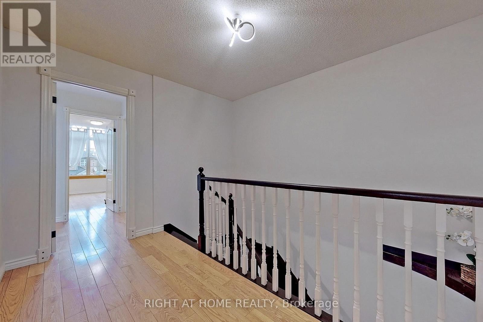 24 Antique Drive, Richmond Hill, Ontario  L4E 3X5 - Photo 13 - N12810178