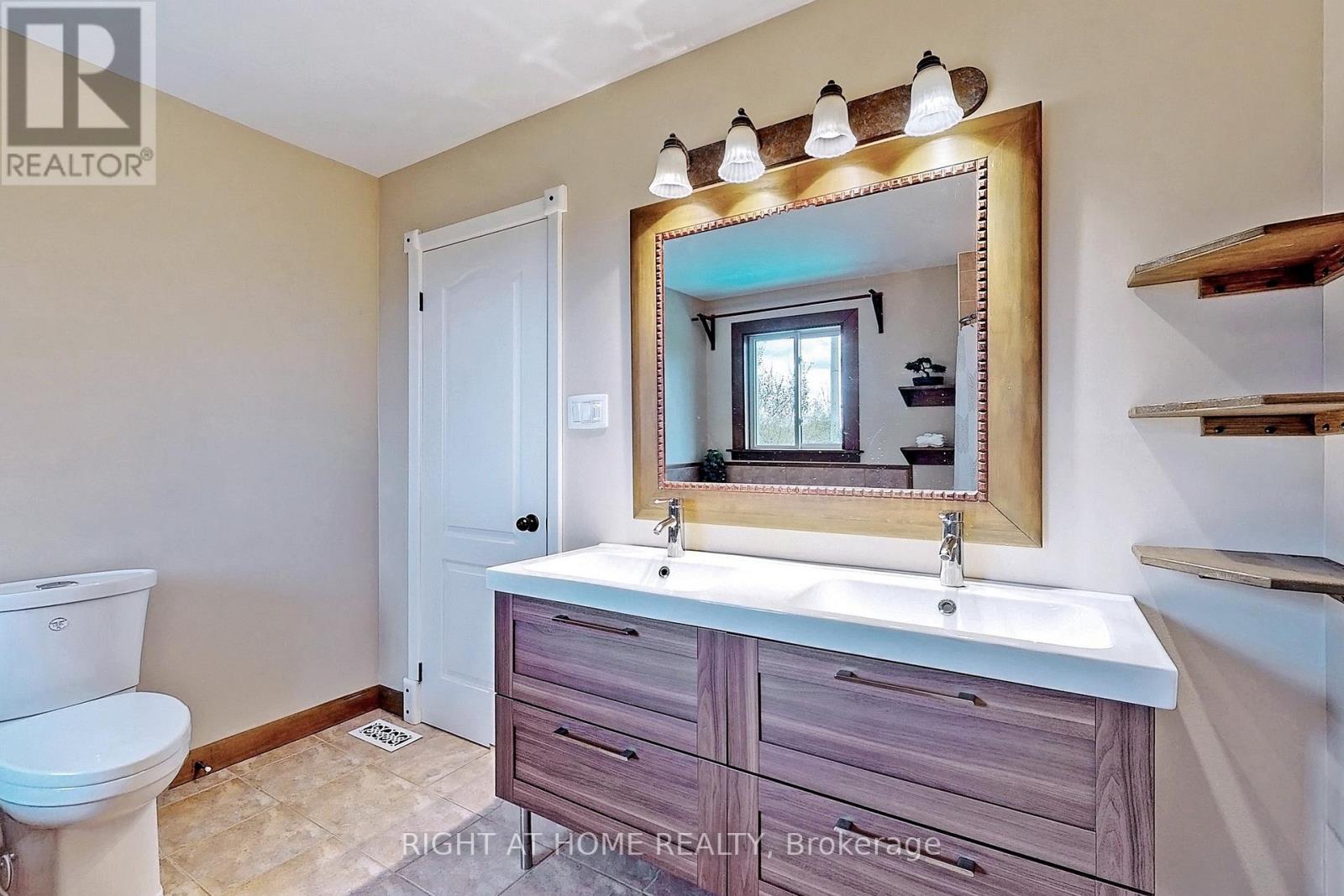 24 Antique Drive, Richmond Hill, Ontario  L4E 3X5 - Photo 17 - N12810178