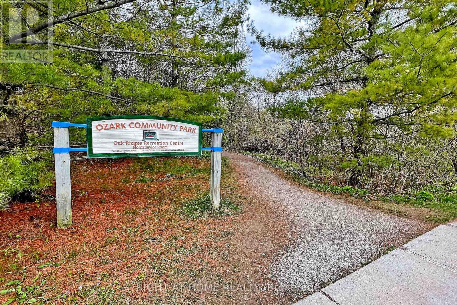 24 Antique Drive, Richmond Hill, Ontario  L4E 3X5 - Photo 30 - N12810178