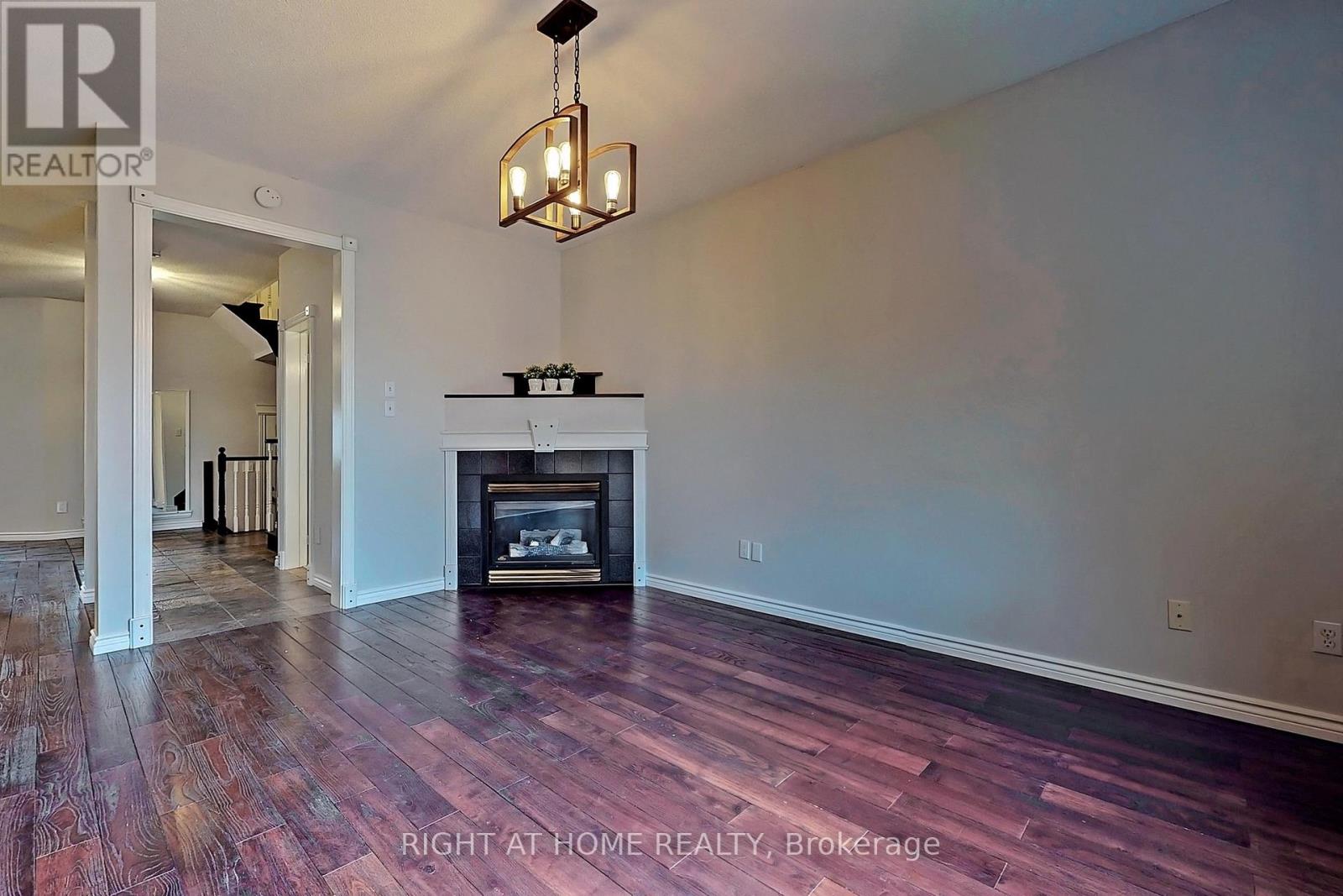 24 Antique Drive, Richmond Hill, Ontario  L4E 3X5 - Photo 8 - N12810178