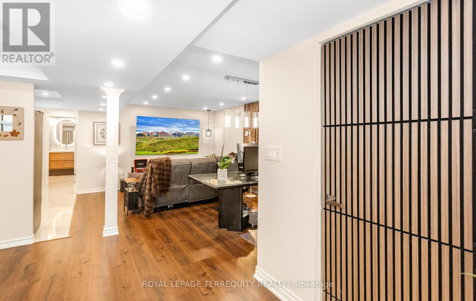 5596 Haddon Hall Road N, Mississauga, Ontario  L5M 5G4 - Photo 34 - W12810162