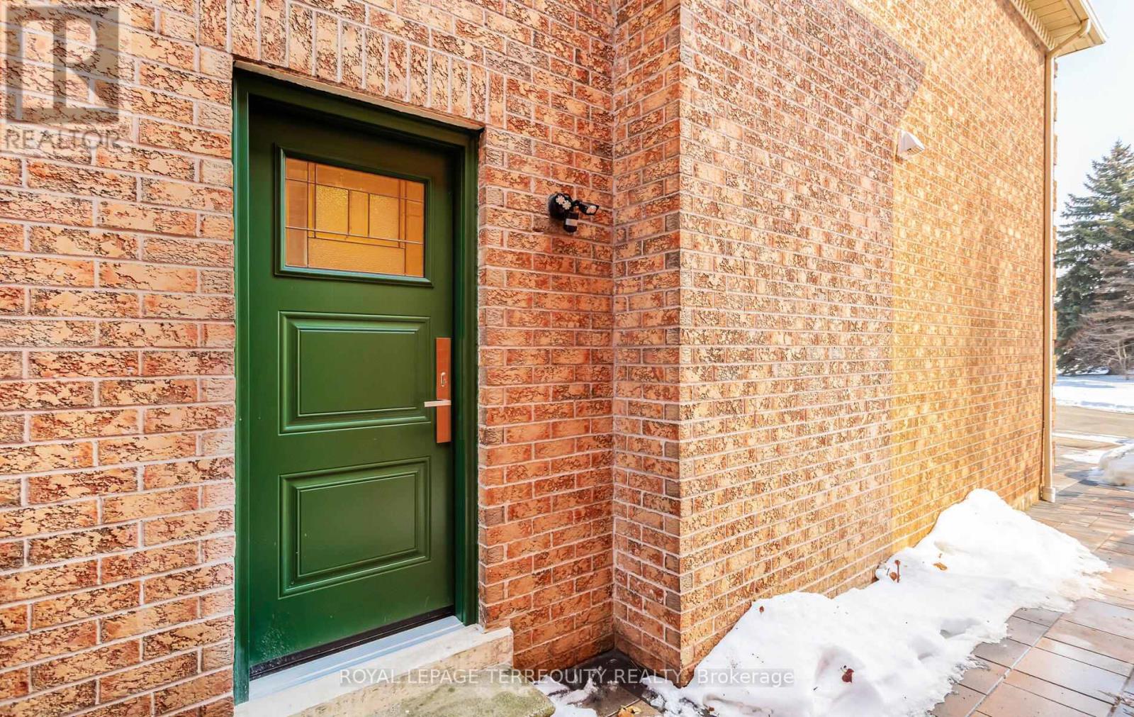 5596 Haddon Hall Road N, Mississauga, Ontario  L5M 5G4 - Photo 42 - W12810162