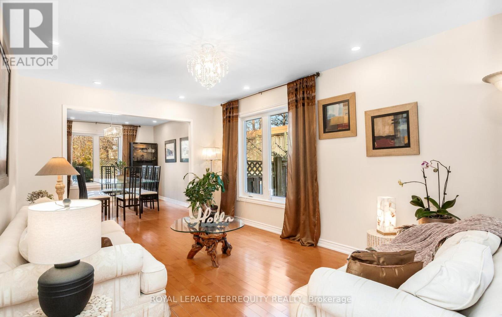 5596 Haddon Hall Road N, Mississauga, Ontario  L5M 5G4 - Photo 7 - W12810162