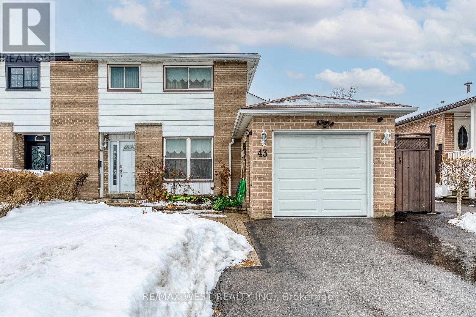 43 FLAMINGO CRESCENT, Brampton, Ontario