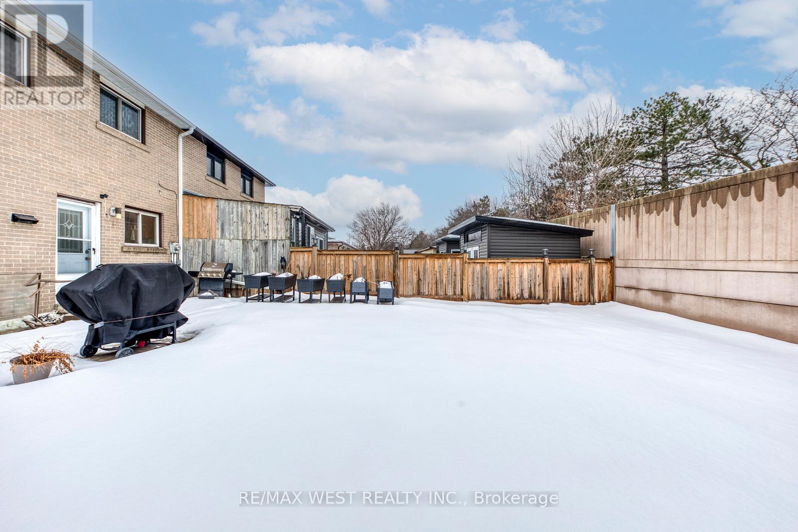 43 Flamingo Crescent, Brampton, Ontario  L6T 2G6 - Photo 38 - W12810166