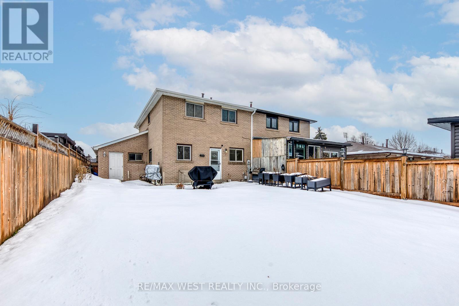43 Flamingo Crescent, Brampton, Ontario  L6T 2G6 - Photo 39 - W12810166