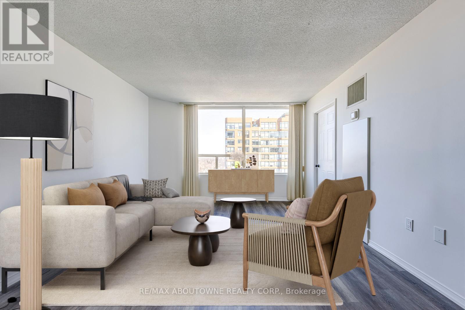 1705 - 1270 Maple Crossing Boulevard, Burlington, Ontario  L7S 2J3 - Photo 10 - W12778024