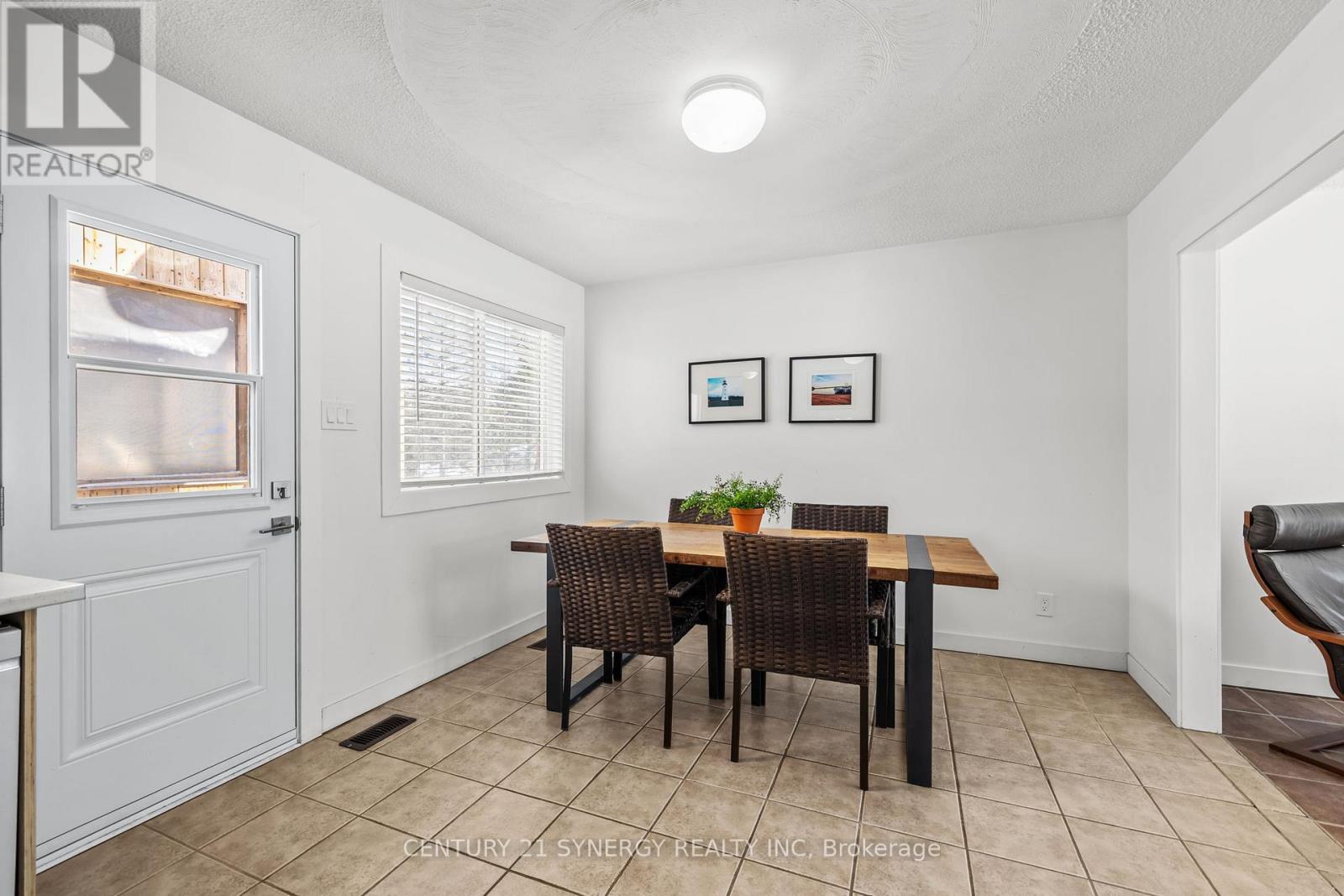 260 County 19 Road, Alfred And Plantagenet, Ontario  K0A 3K0 - Photo 11 - X12772910