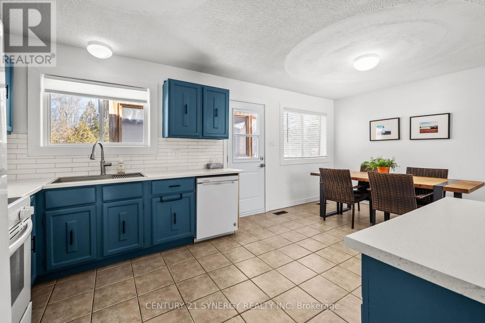 260 County 19 Road, Alfred And Plantagenet, Ontario  K0A 3K0 - Photo 12 - X12772910