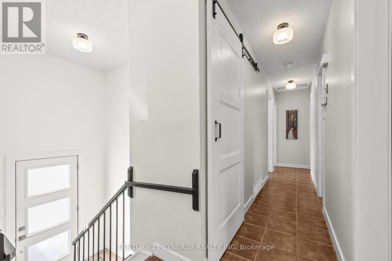 260 County 19 Road, Alfred And Plantagenet, Ontario  K0A 3K0 - Photo 4 - X12772910