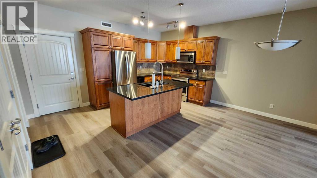 103, 4707 50 Street, Sylvan Lake, Alberta  T4S 0G7 - Photo 3 - A2279057