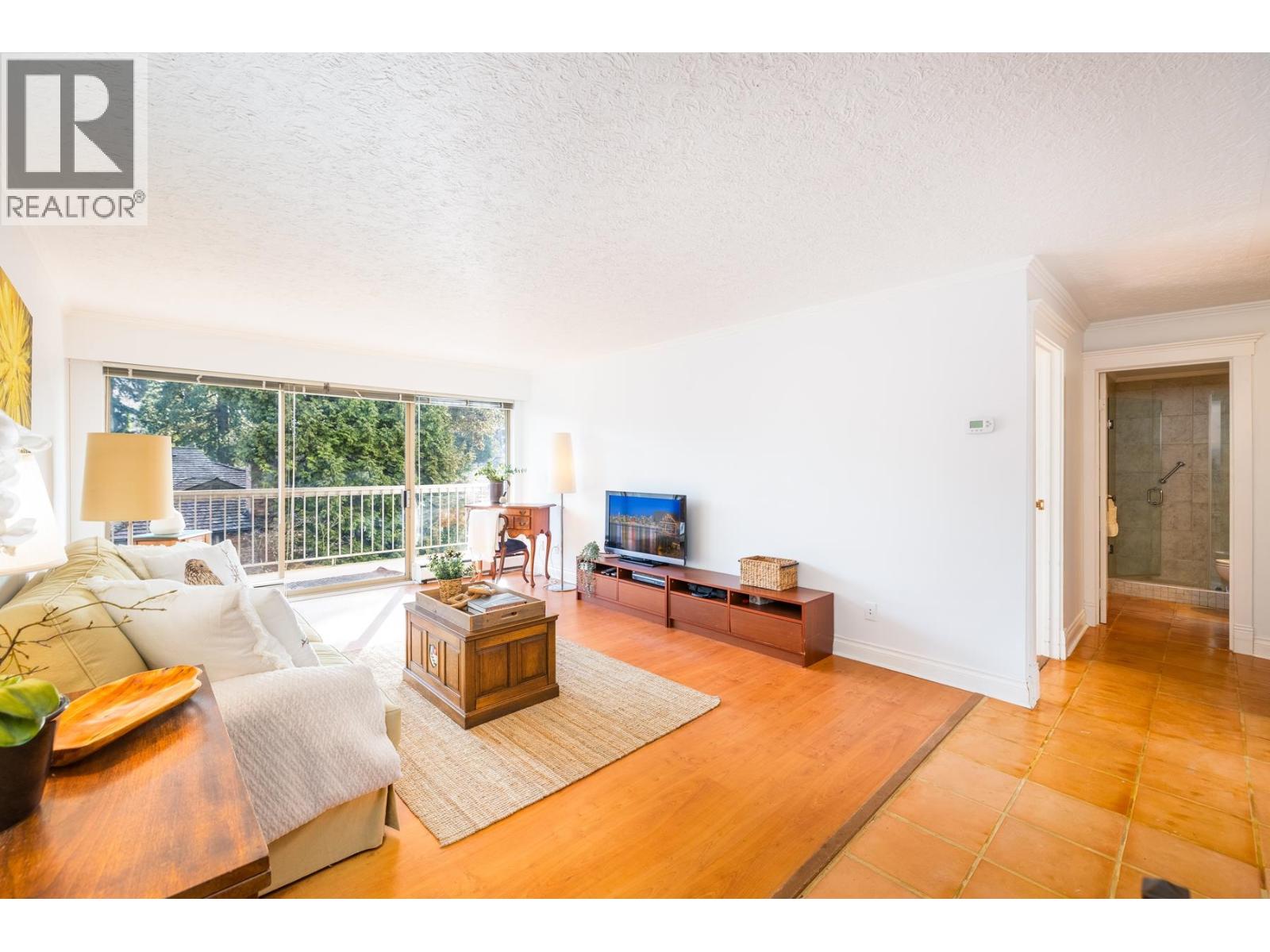 1226 235 Keith Road, West Vancouver, British Columbia  V7T 1L5 - Photo 11 - R3087793