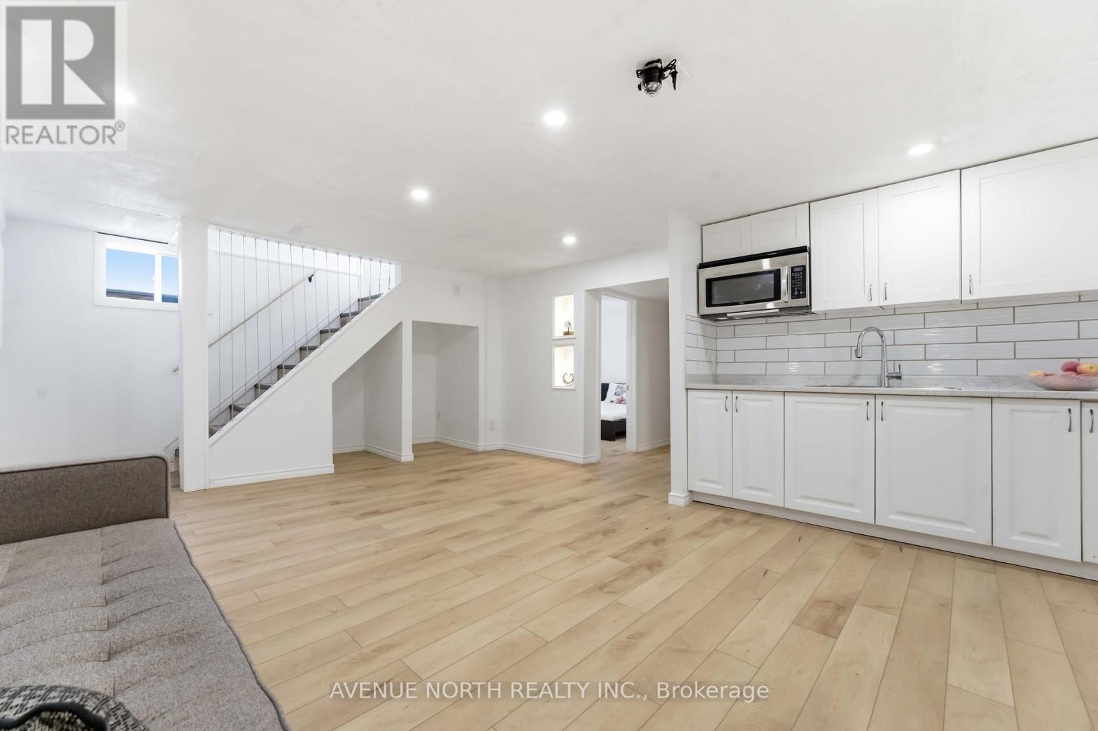 923 Pinecrest Road, Ottawa, Ontario  K2B 6B1 - Photo 29 - X12810186