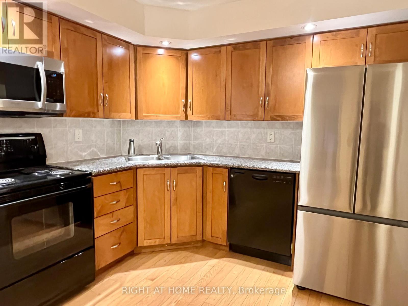 945 - 250 Wellington Street W, Toronto, Ontario  M5V 3P6 - Photo 5 - C12810192