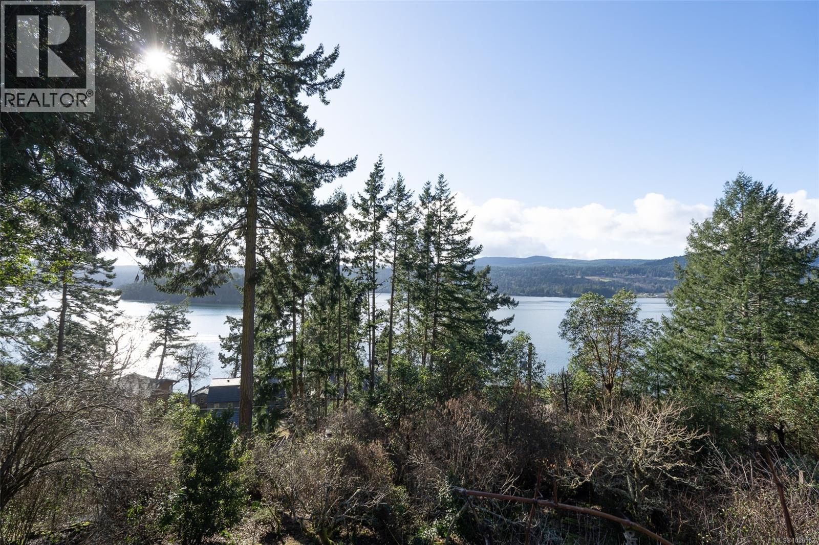 354 Old Scott Rd, Salt Spring, British Columbia  V8K 2L9 - Photo 2 - 1026582