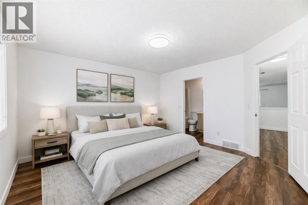 87 Bridlepost Green Sw, Calgary, Alberta  T2Y 4A1 - Photo 15 - A2287138