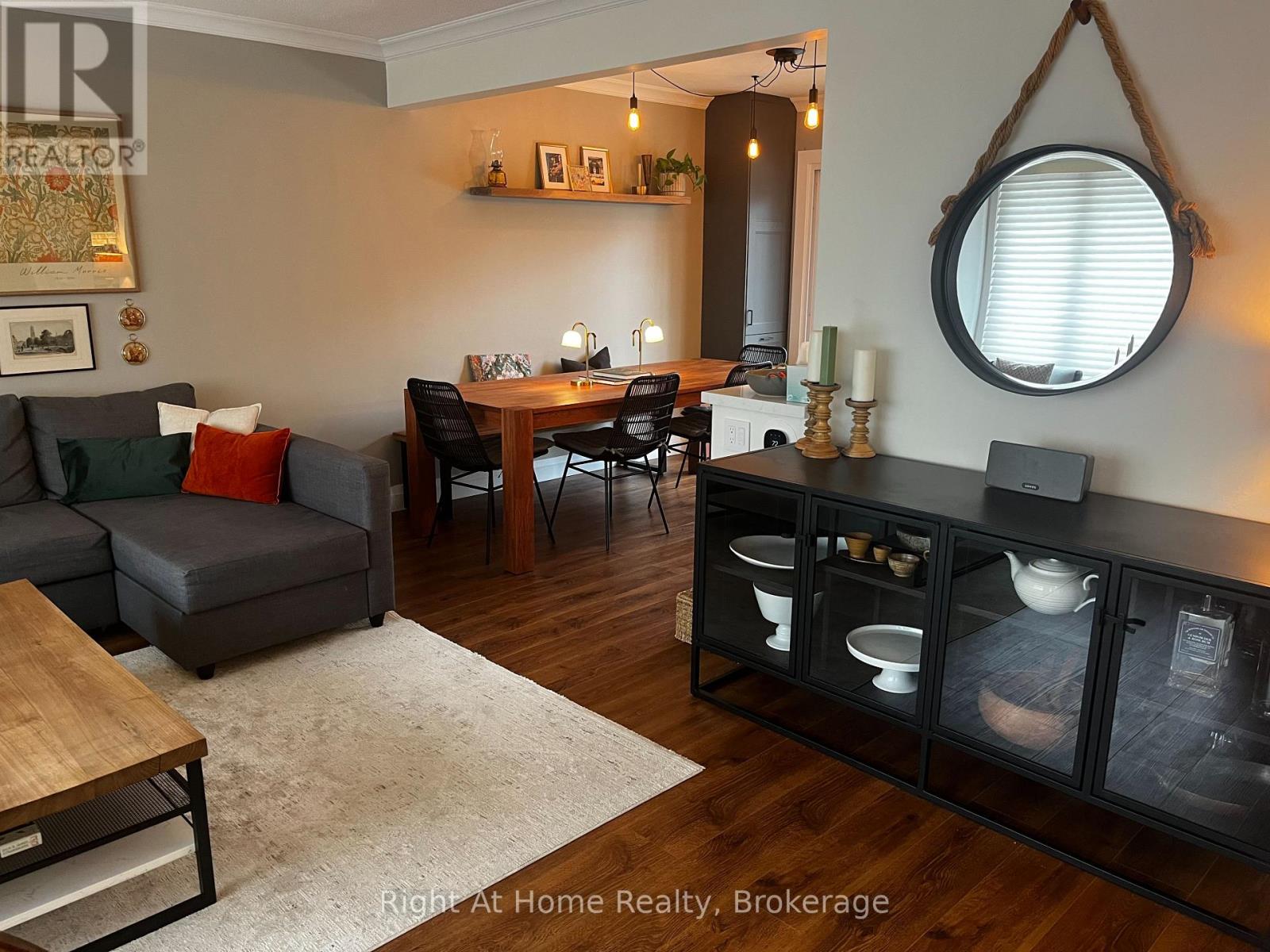 5224 Verhoeven Road, Burlington, Ontario  L7L 3A9 - Photo 5 - W12806674