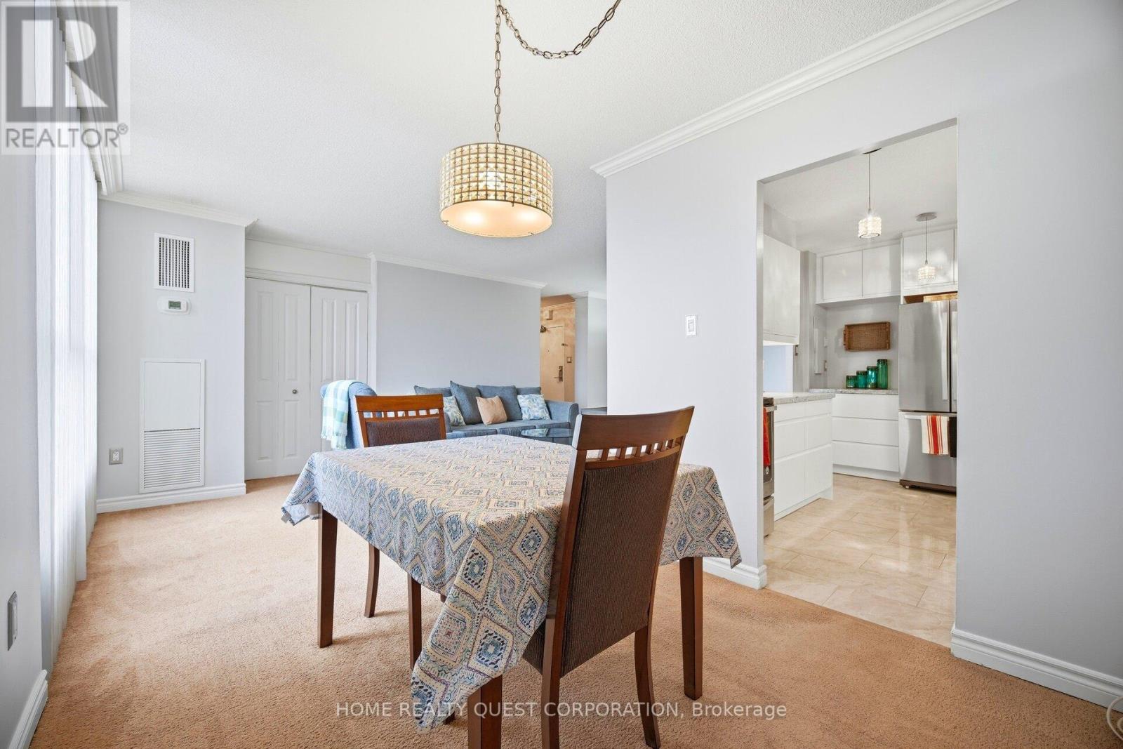 510 - 3170 Kirwin Avenue, Mississauga, Ontario  L5A 3R1 - Photo 7 - W12588798