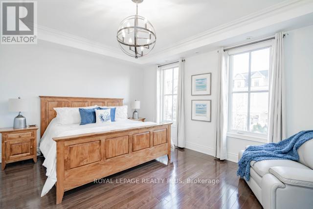 142 Rebecca Street, Oakville, Ontario  L6K 1J5 - Photo 16 - W12679706